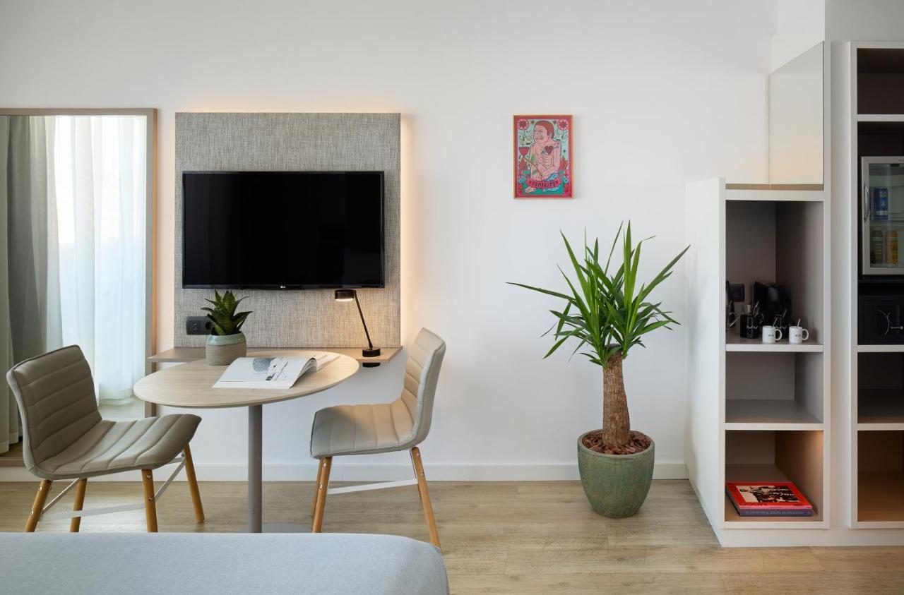 Innside By Melia Barcelona Apolo Eksteriør billede