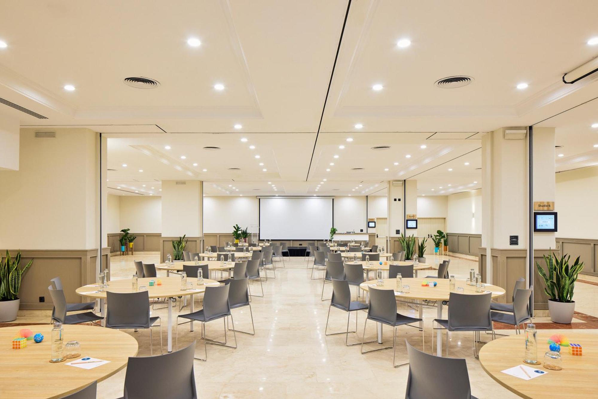 Innside By Melia Barcelona Apolo Eksteriør billede
