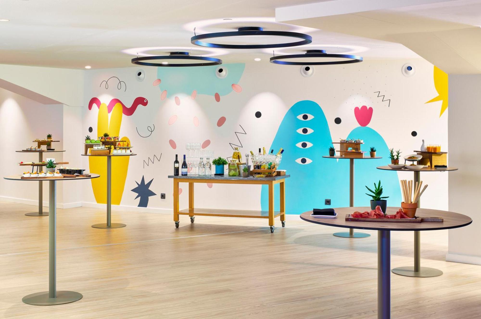 Innside By Melia Barcelona Apolo Eksteriør billede